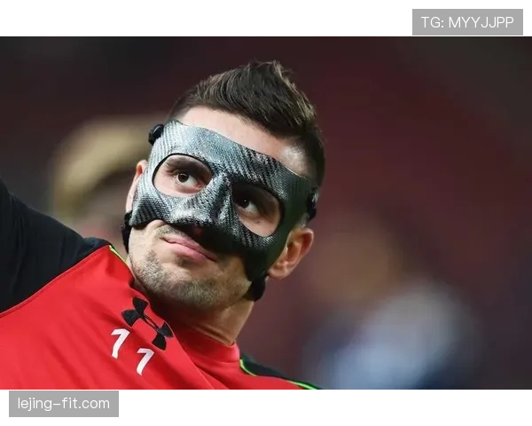 拉莫斯与特里在防守结构上出现分化：前者更倾向上抢驱动反击，后者倚重区域协防