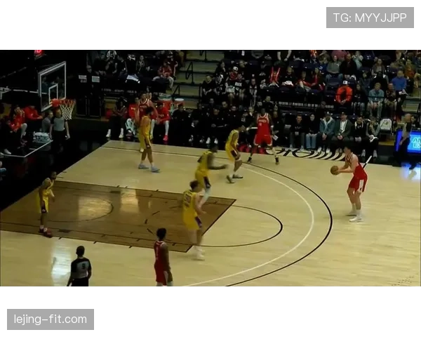 挡拆补位制造空位，波蒂斯对位约基奇替补胜首发